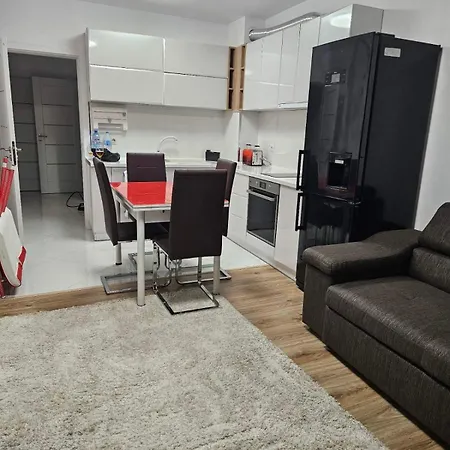 Apartament Torra *